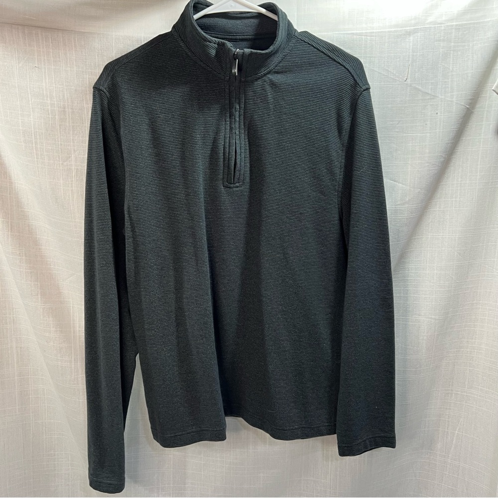 Van Heusen 1/4 Zip Pullover Men’s M Classic Fit Lightweight Sweater Knit Gray